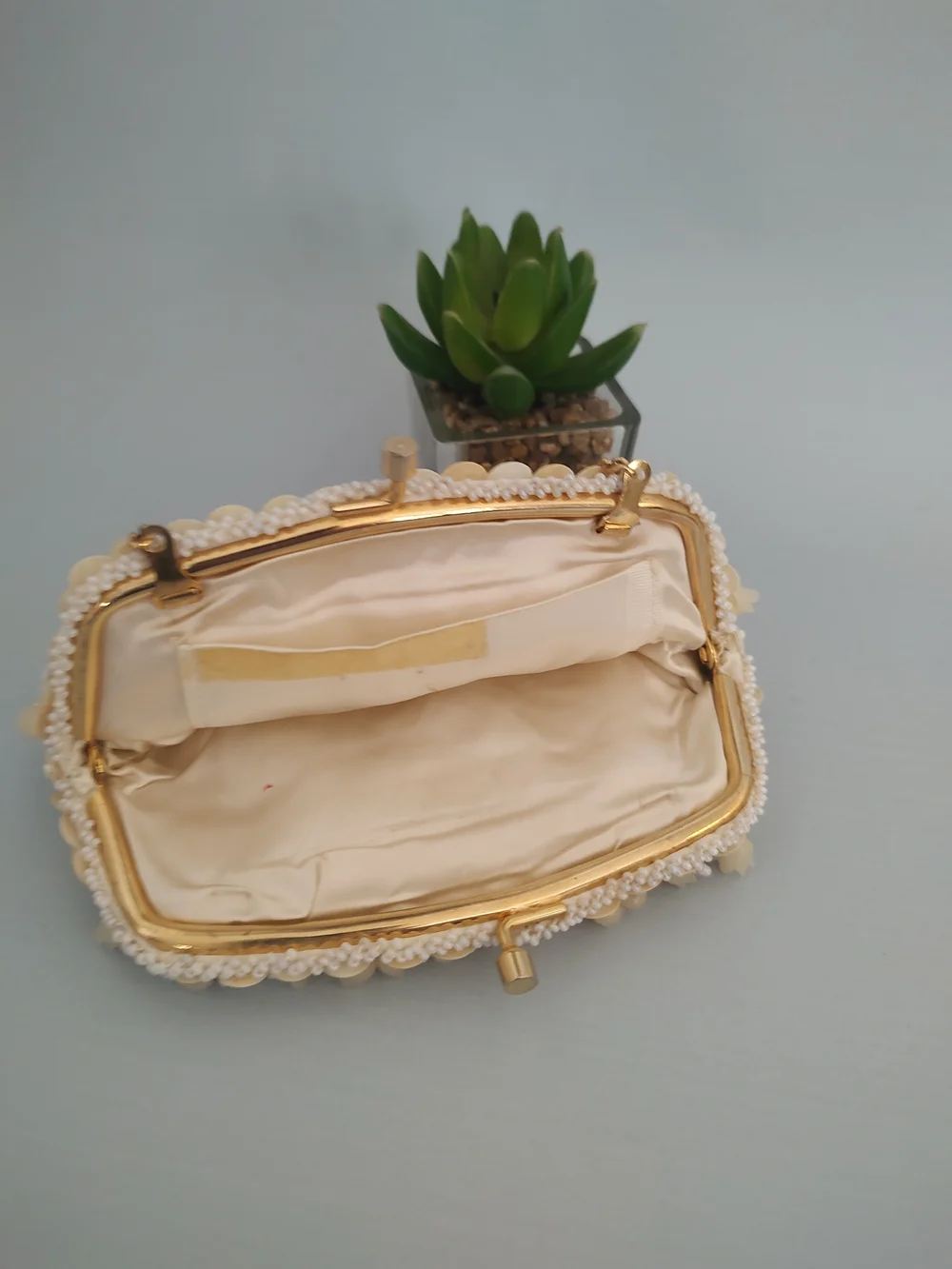 Elegant Cream Sequin Evening Clutch with Gold Chain